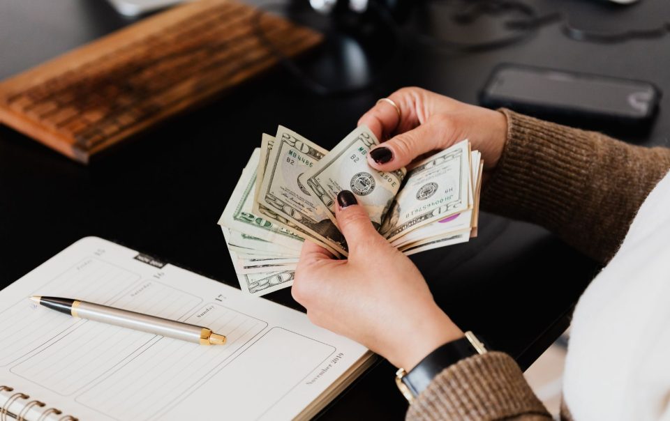 Tips Atur Budget Liburan Agar Hemat