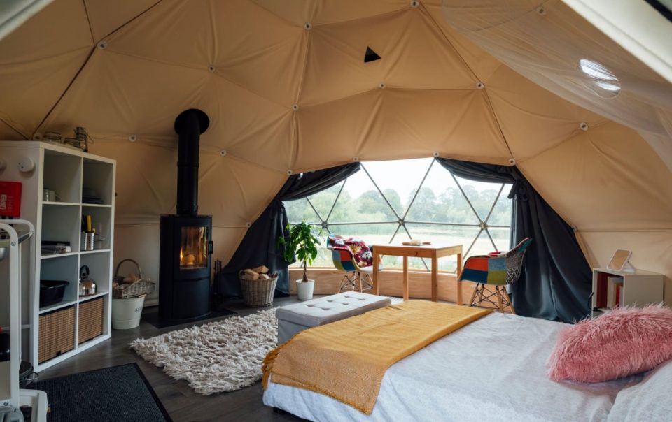 Tempat Glamping Dekat Jakarta Terbaik