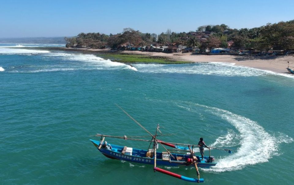 pantai bandung
