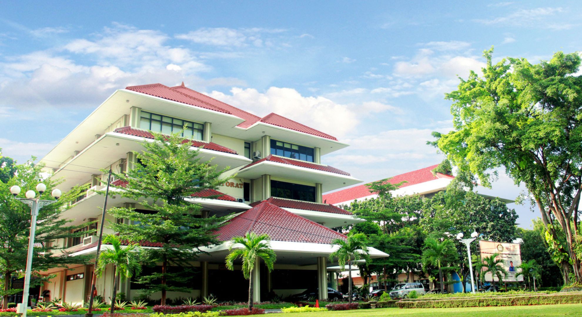 universitas di depok