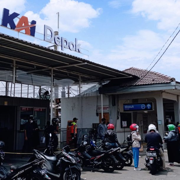 stasiun depok lama
