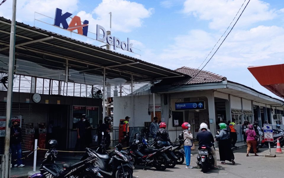 stasiun depok lama