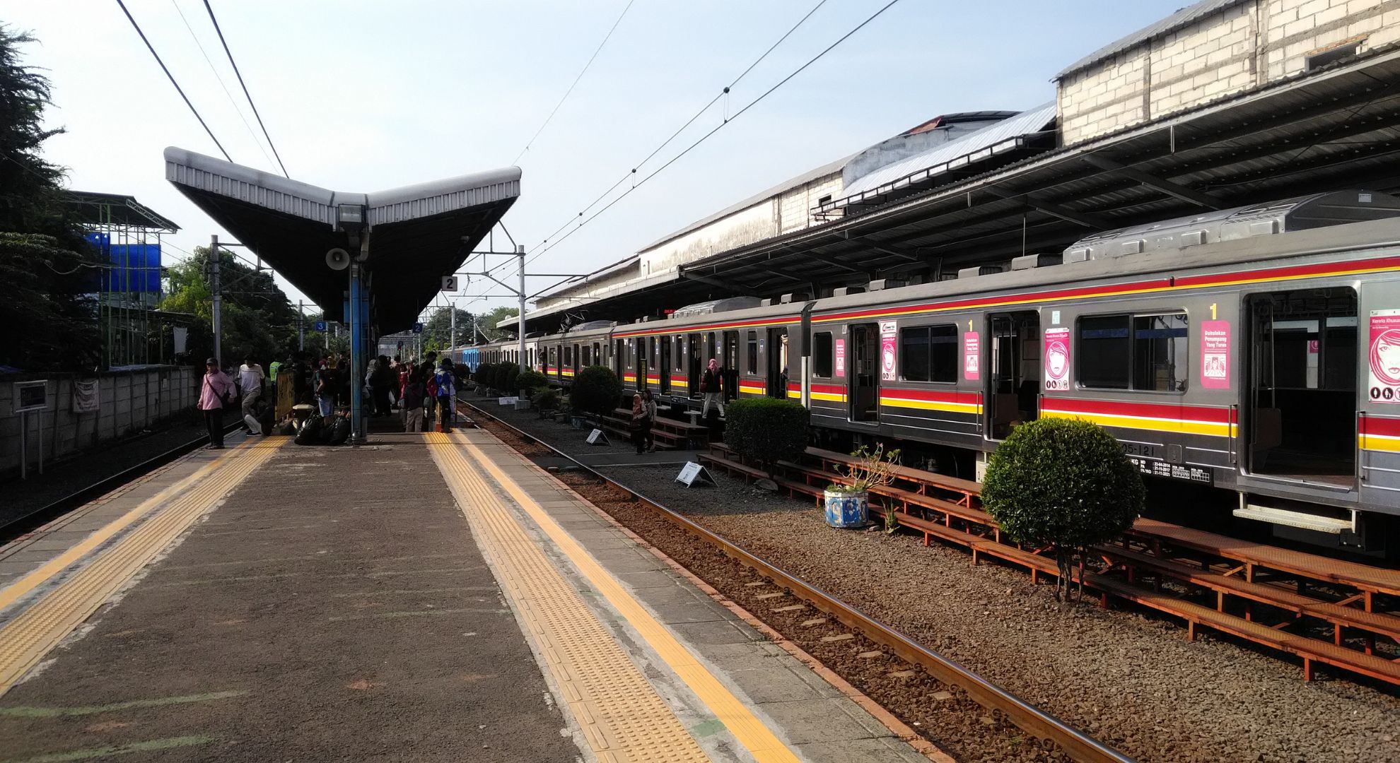 stasiun jakarta barat